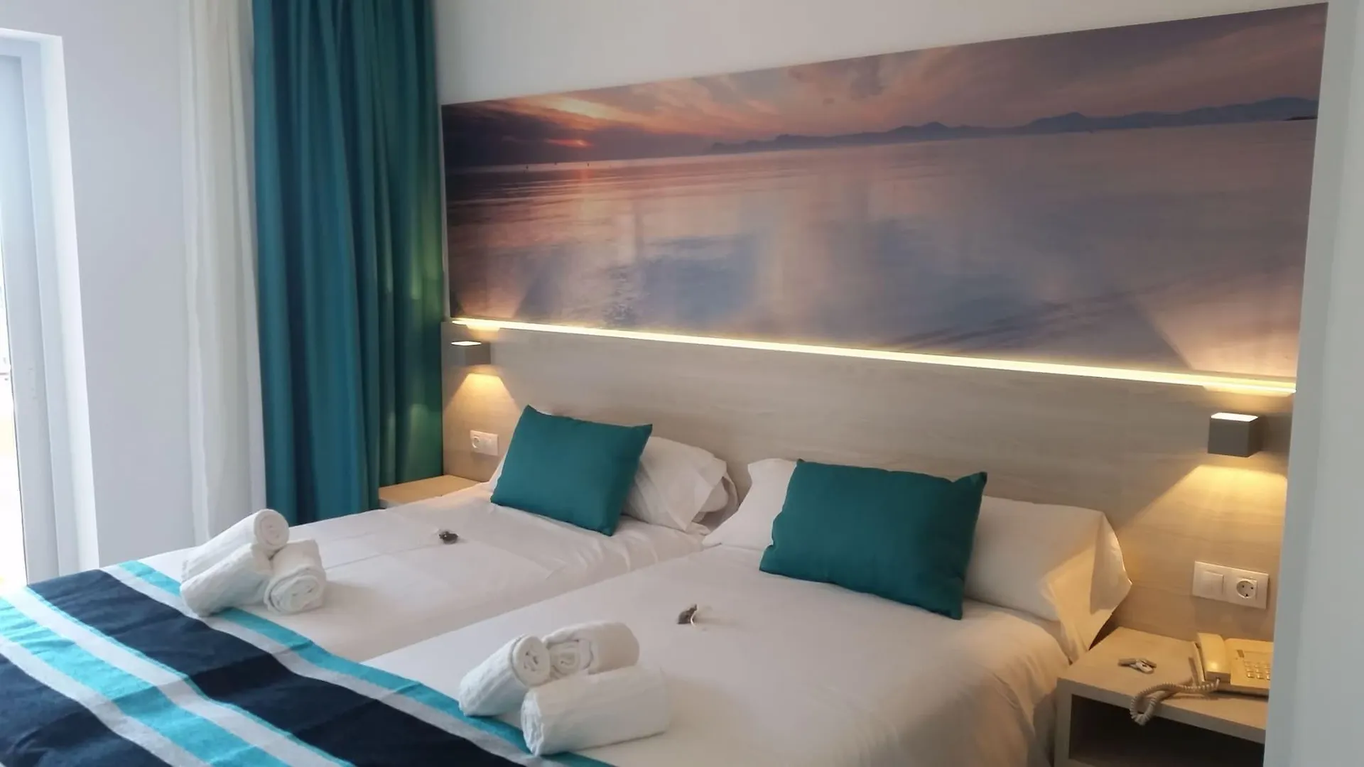 **** Hotel Welikehotel Fenix El Arenal  Espagne